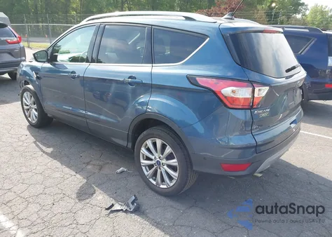 2018 Ford Escape Titanium из США, поврежденный, VIN 1FMCU9J92JUB01162